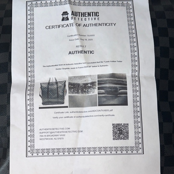 Authentic Louis Vuitton Damier Graphite Tadao 2 Way Tote. - Picture 16 of 16